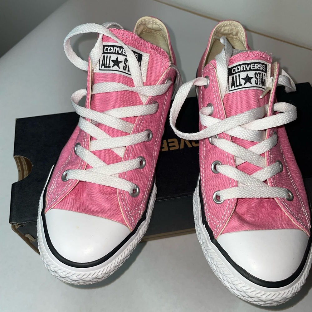 CONVERSE ALL STAR  CHUCK TAYLOR 3J238 PINK CANVAS CASUAL YOUTH SHOE SIZE 3